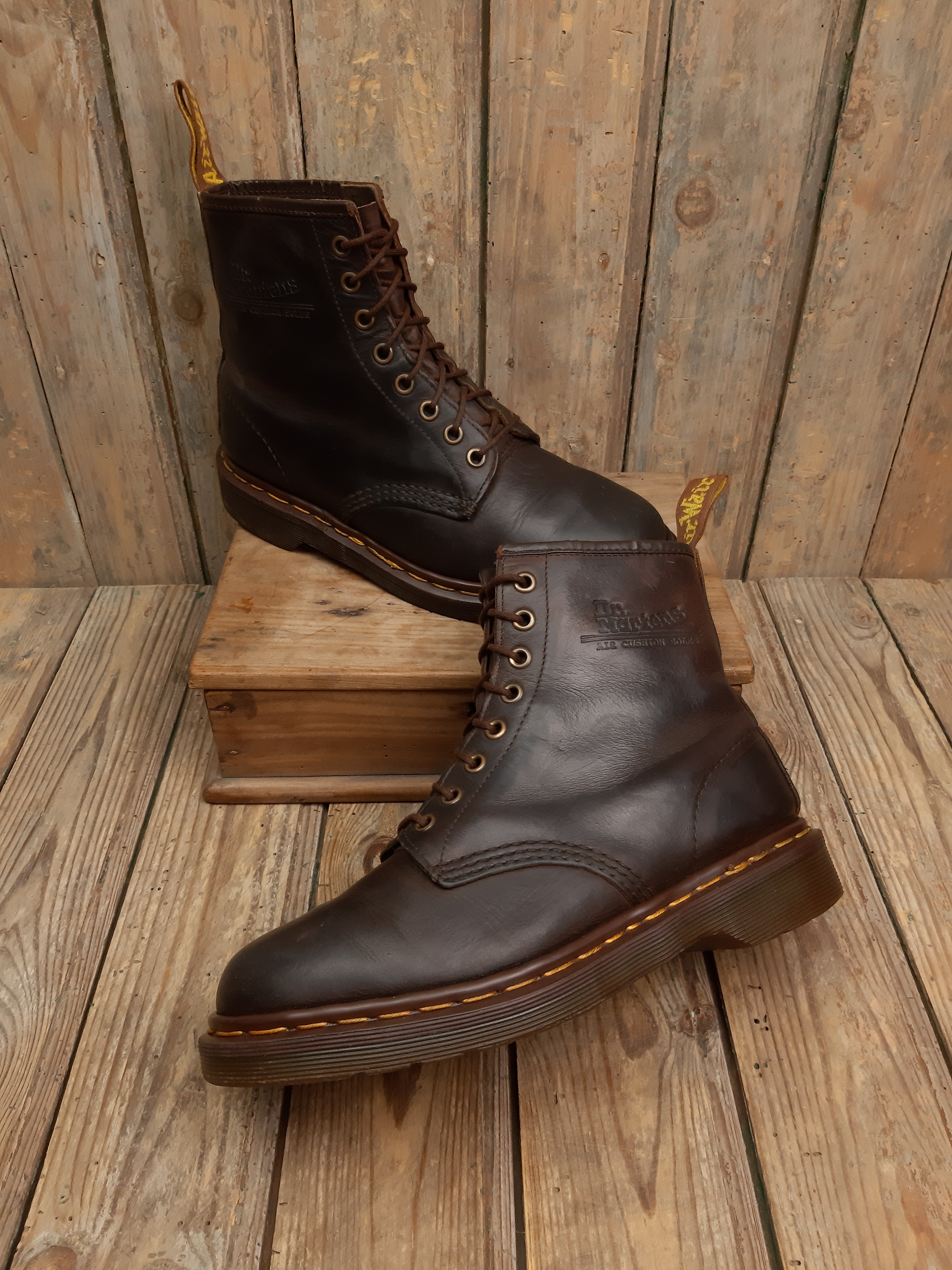 Bottines Crazy Horse Dr. Martens vintage Made in England cuir 39 Les Doc s de Cam