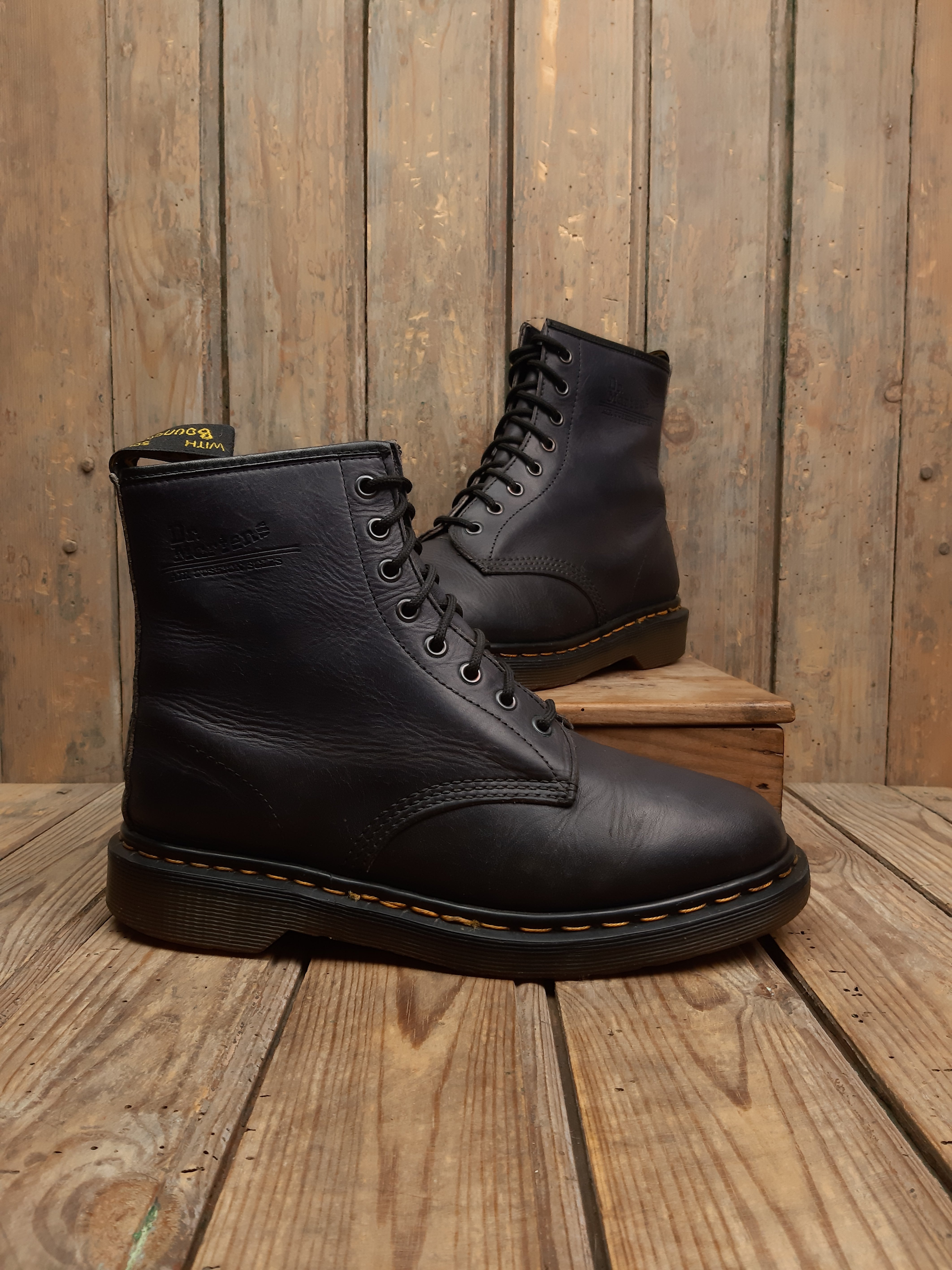 Bottines Dr. Martens Pascal 1460 vintage Made in England cuir 39 Les Doc s de Cam