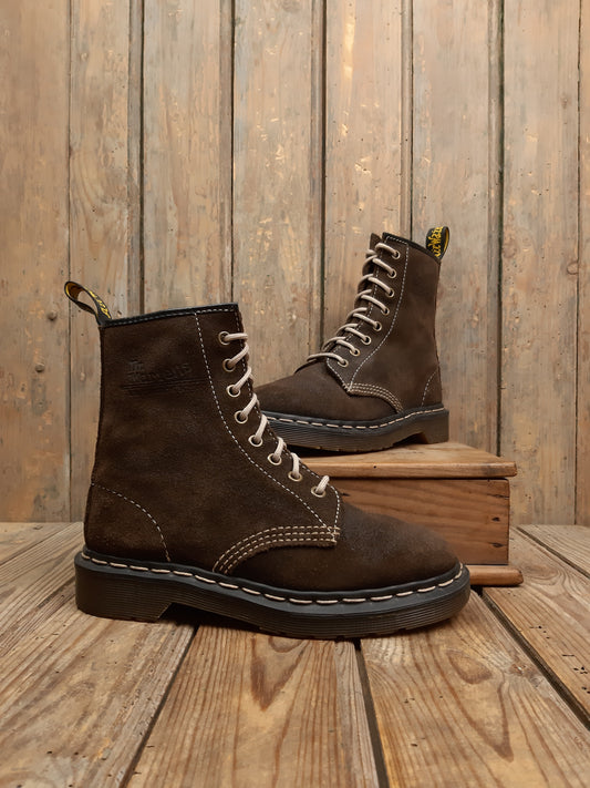 Bottines suédé Pascal 1460 Dr. Martens vintage occasion Made in England daim marron 36 années 90' - Les Doc's de Cam