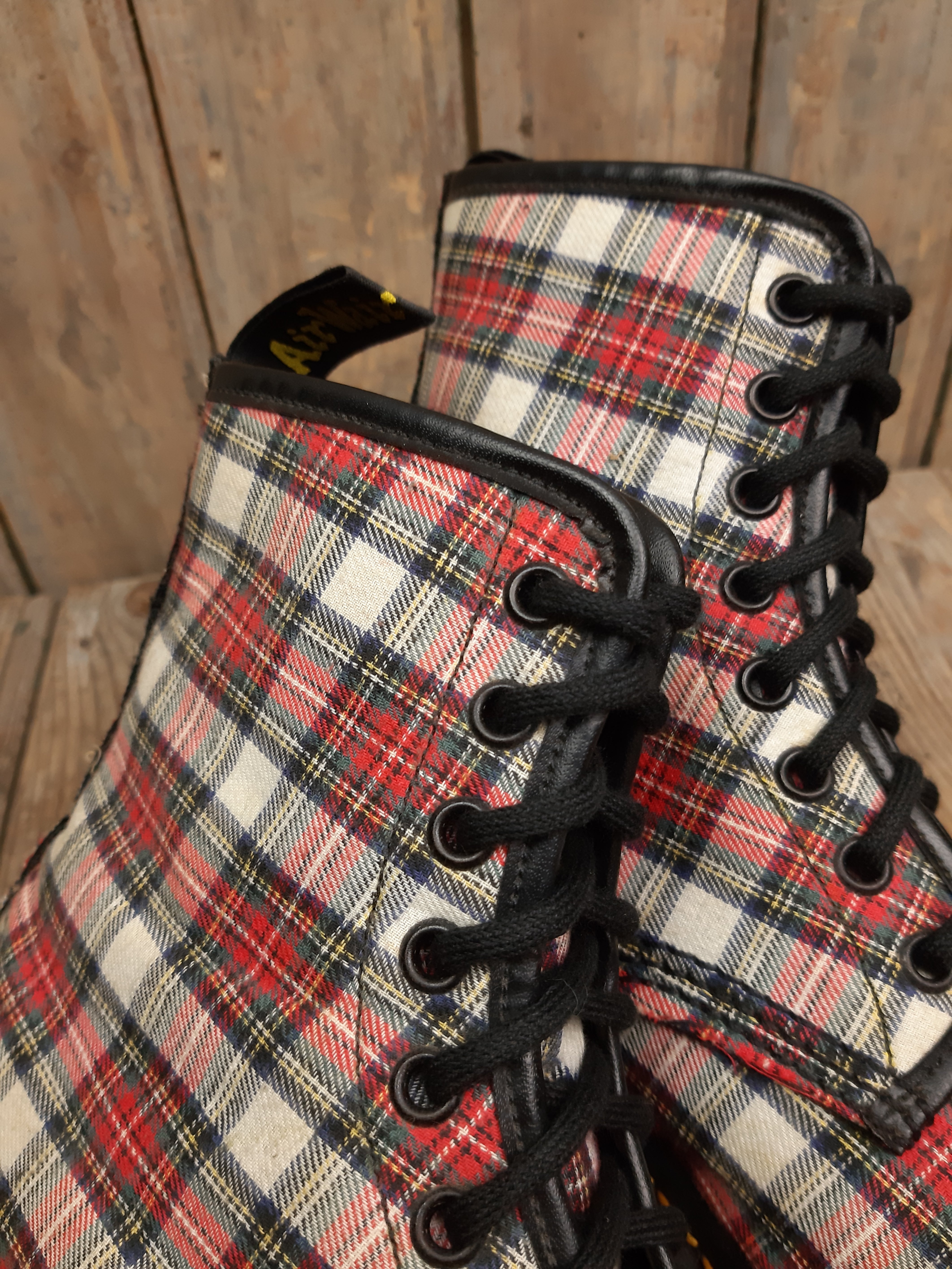 Bottes tissu tartan Dr. Martens vintage Made in England 37 Les Doc s de Cam