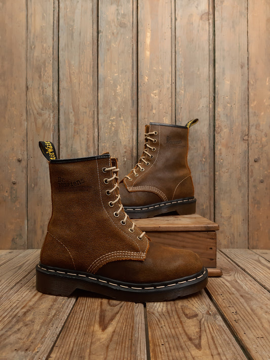Bottines suédé Pascal 1460 Dr. Martens vintage occasion Made in England daim marron 37 années 90' - Les Doc's de Cam