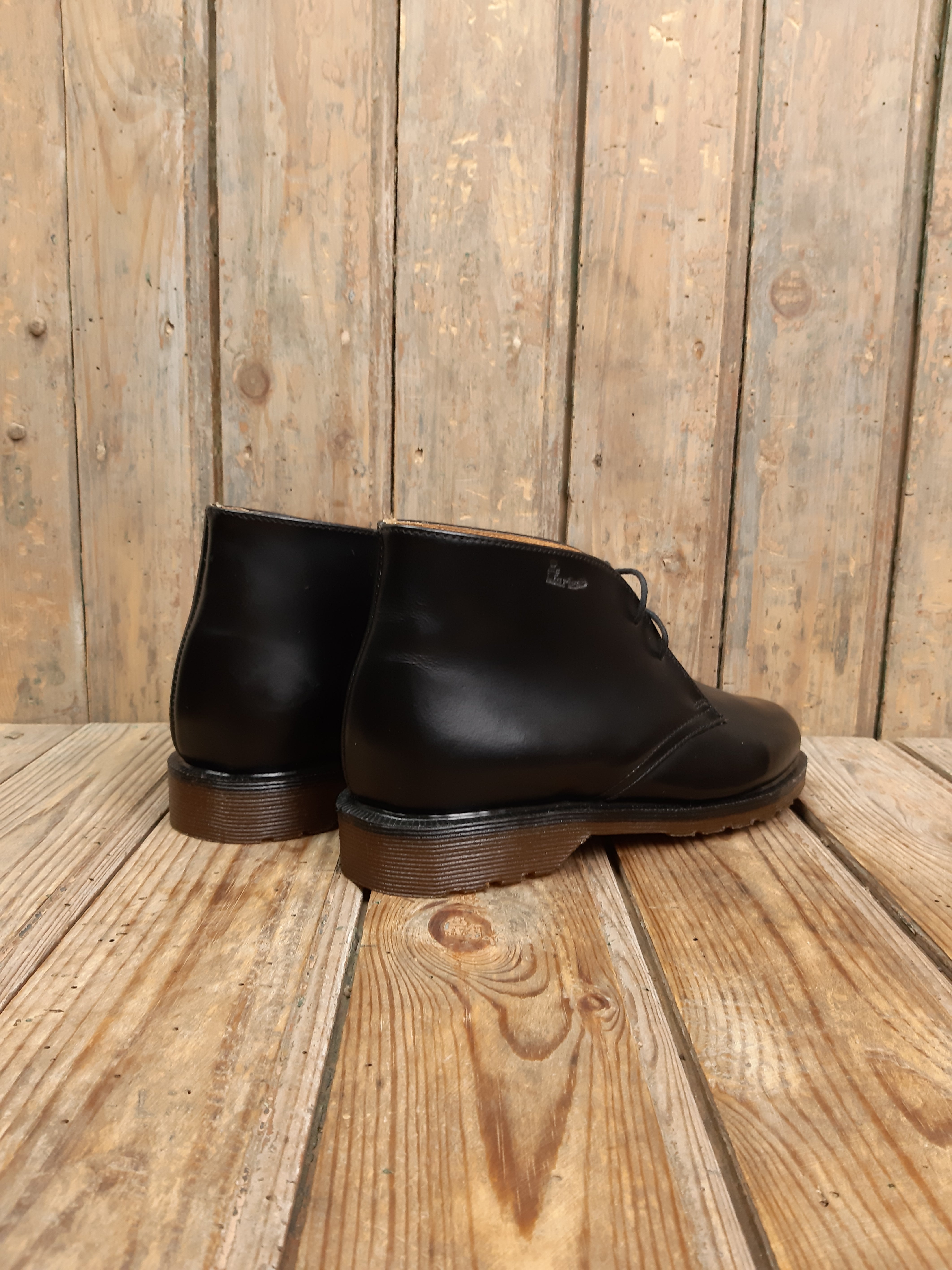 Dr martens sawyer noir best sale