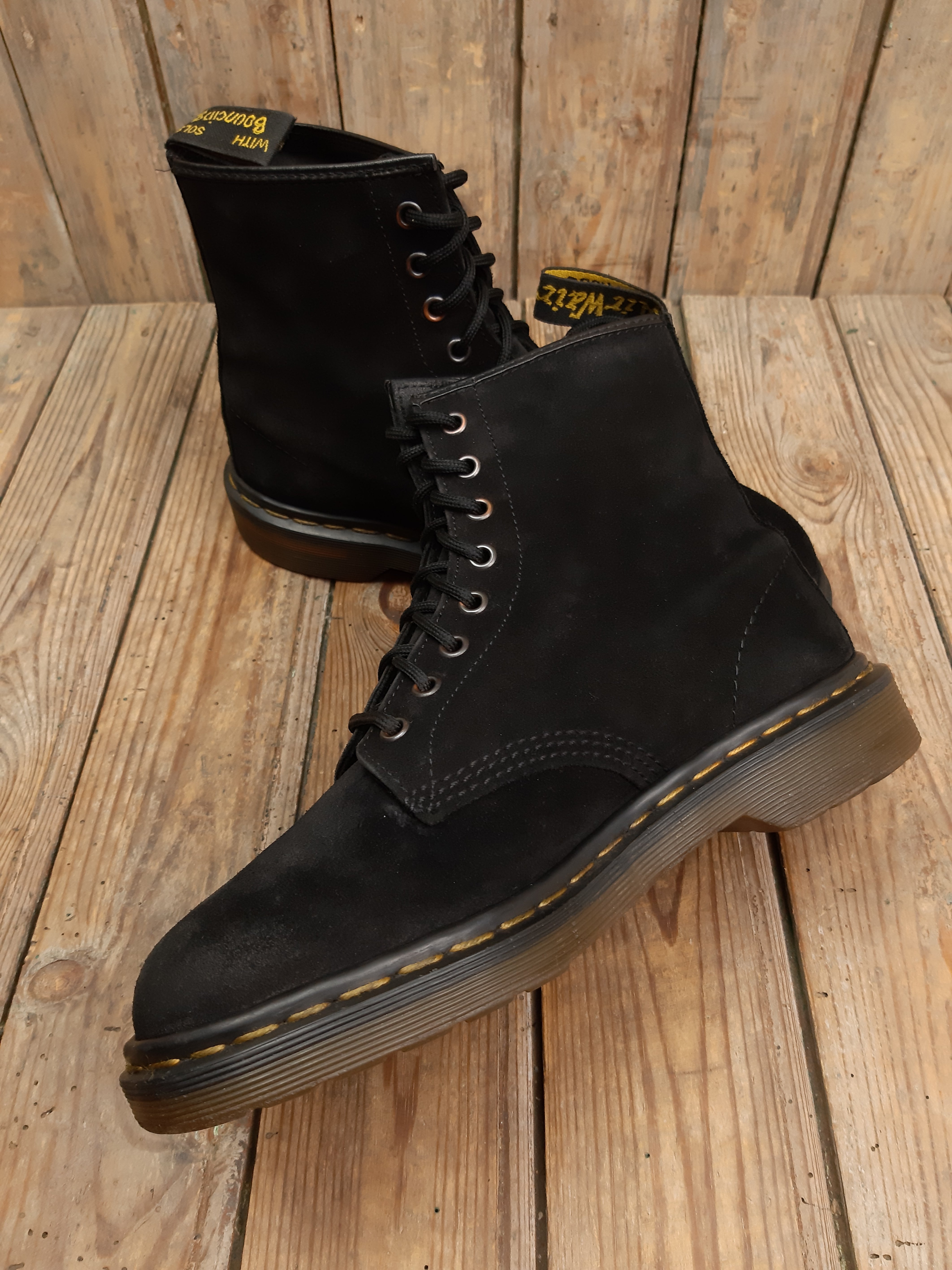 Bottes Dr. Martens MIE Vintage occasion 90 daim noir 41 Les Doc s de Cam