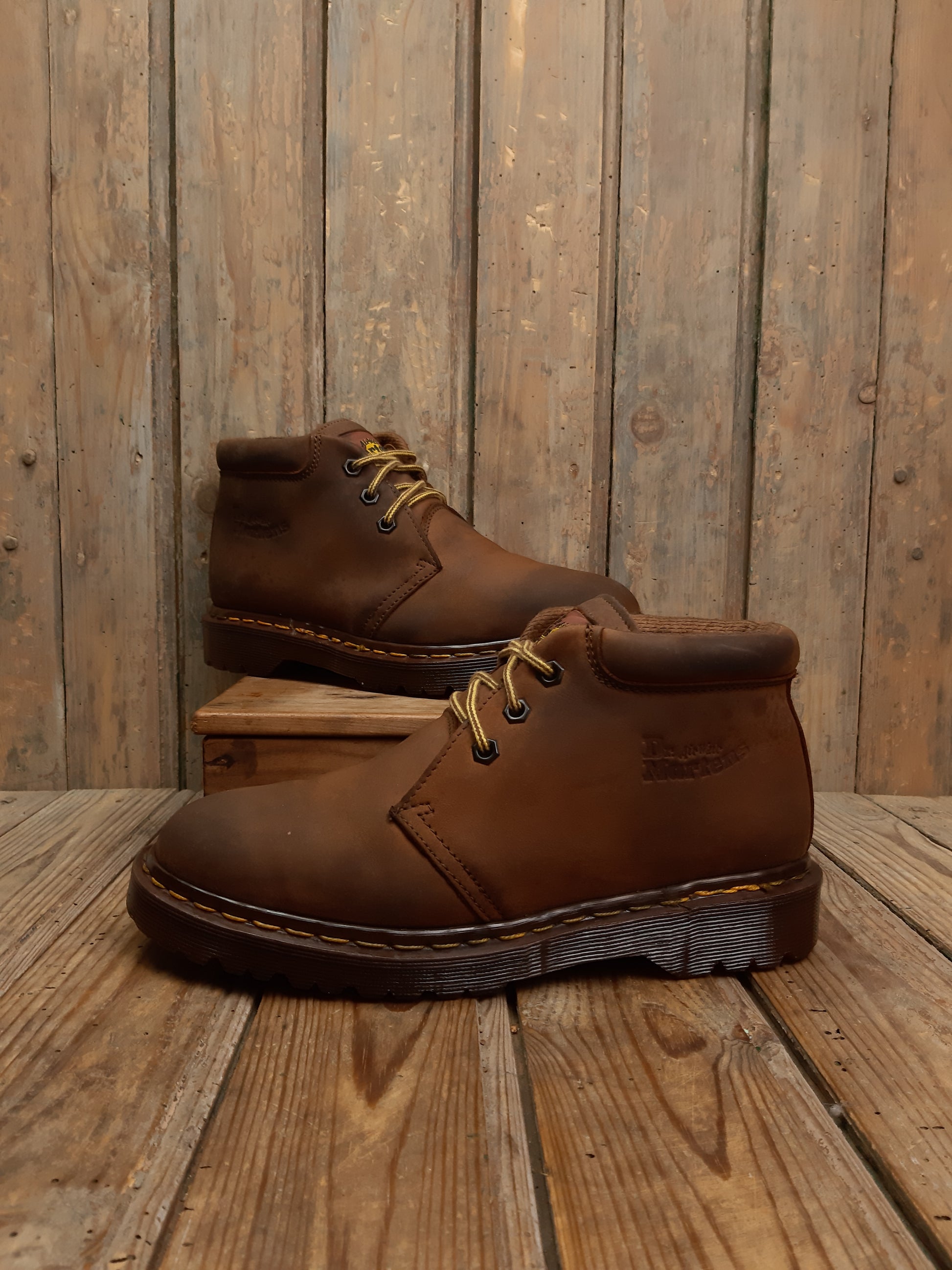 Boots Martens 8057 MIE vintage occasion cuir nubuck 41 – Les