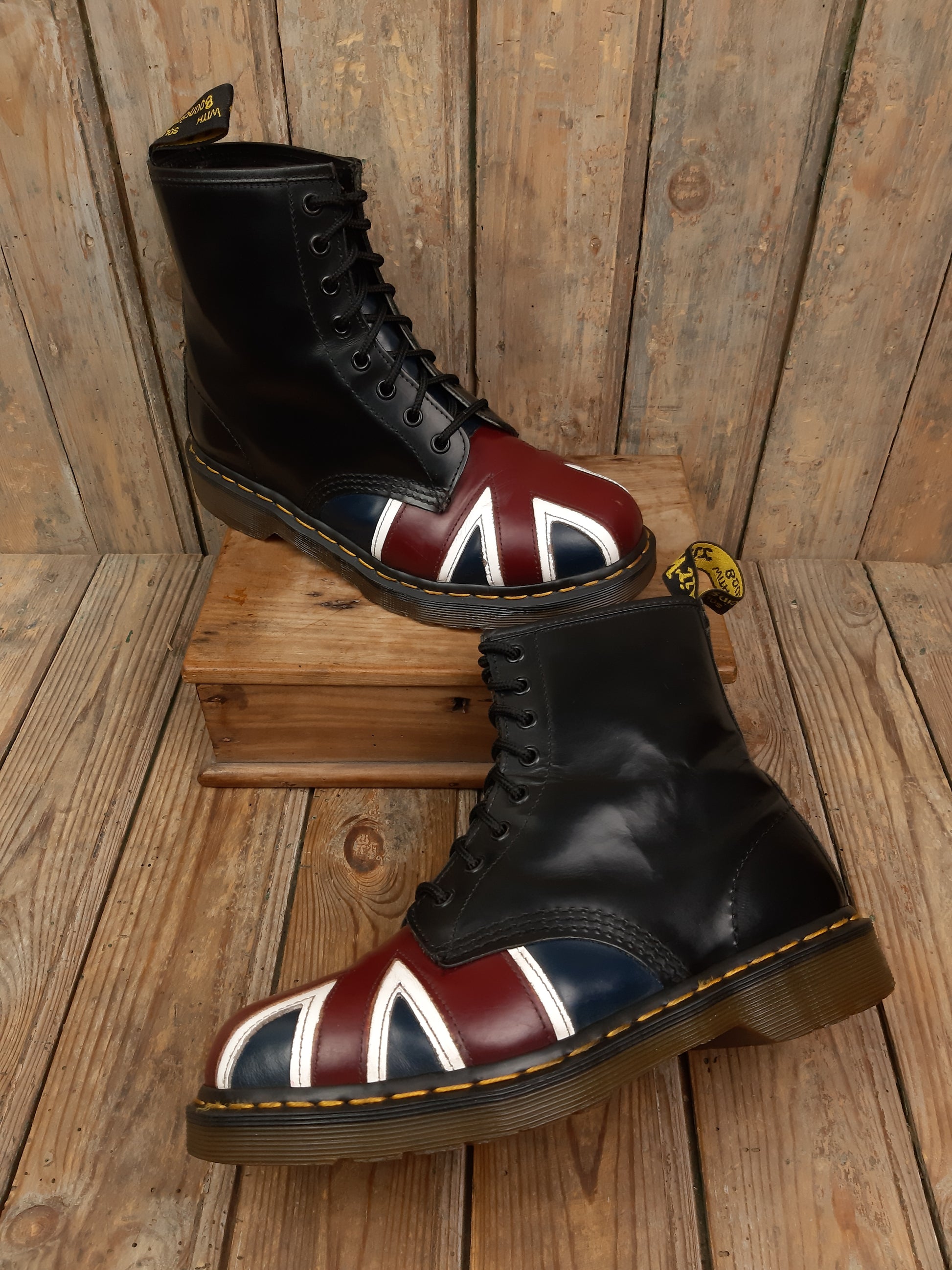Bottes Martens MIE vintage occasion cuir United Kingdoms 41