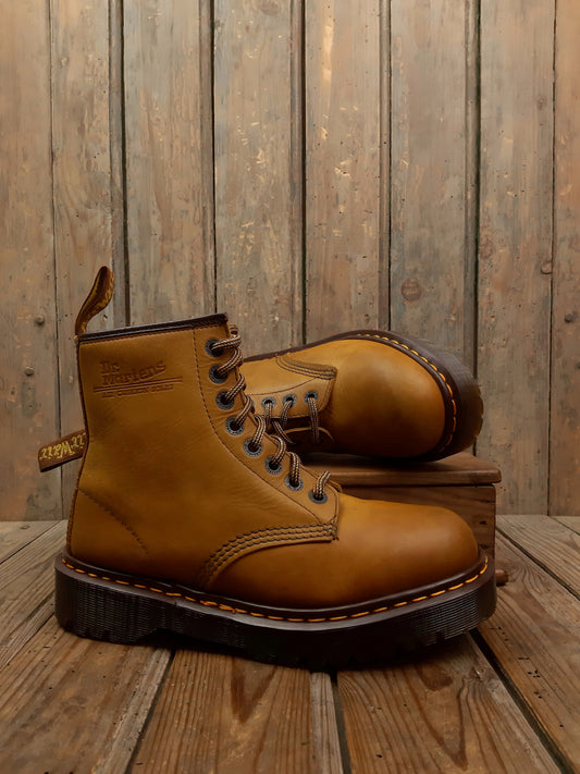 Bottes Dr. Martens England camel cuir gras 39